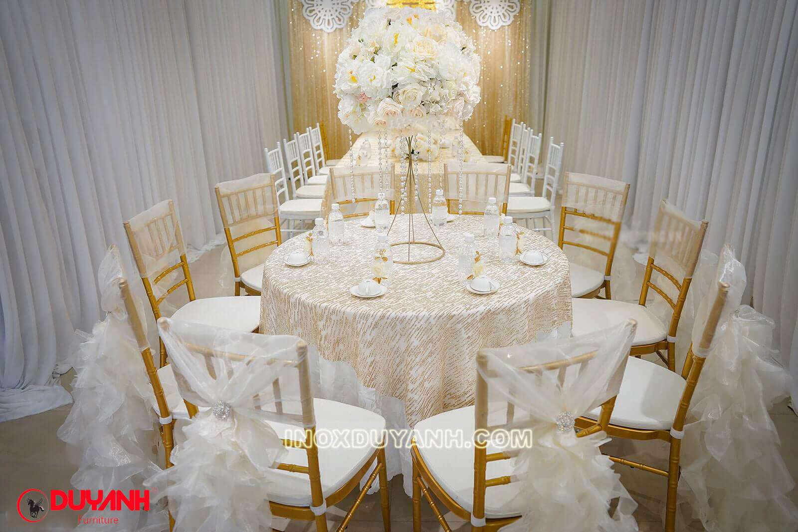 ghế chiavari tiffany